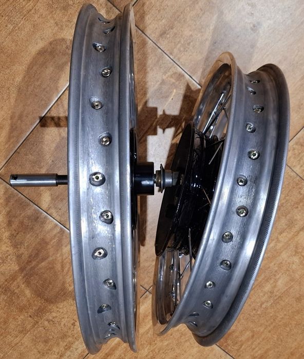 Komplet Kół Mz Etz 251 koło przód tył nie 150 250 ts ets trophy jawa