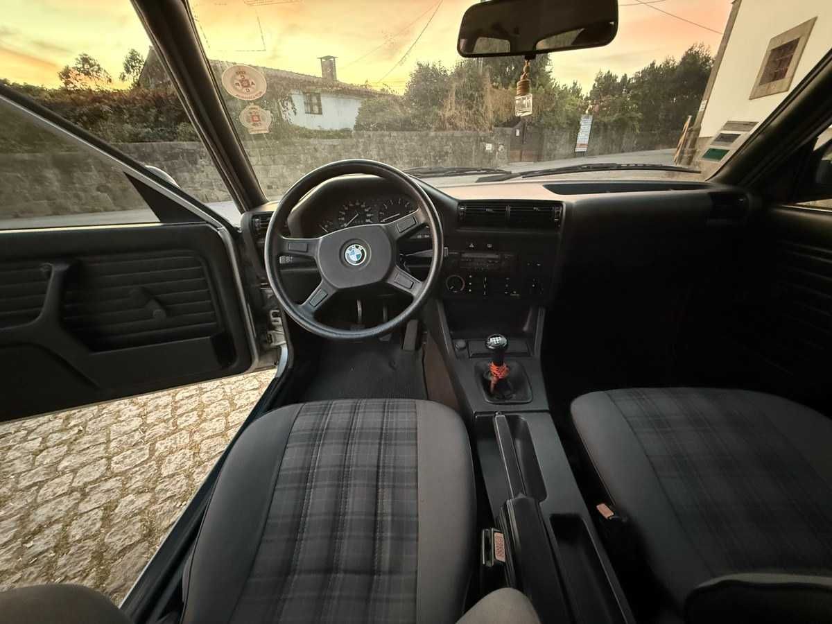 BMW E30 coupe 2p nacional