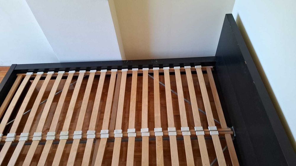 Cama casal ikea 140 x 200 cm