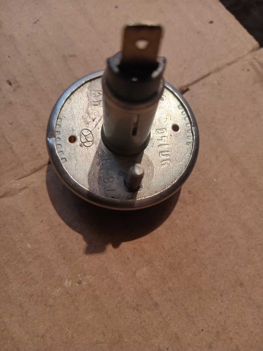 Повторители поворотов на крыло ВАЗ-2101, ГАЗ-24 новые