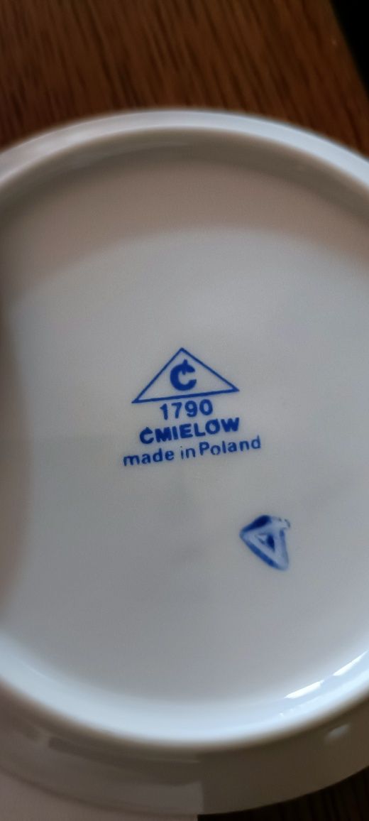 Małe talerzyki porcelanowe stan idealny Ćmielów