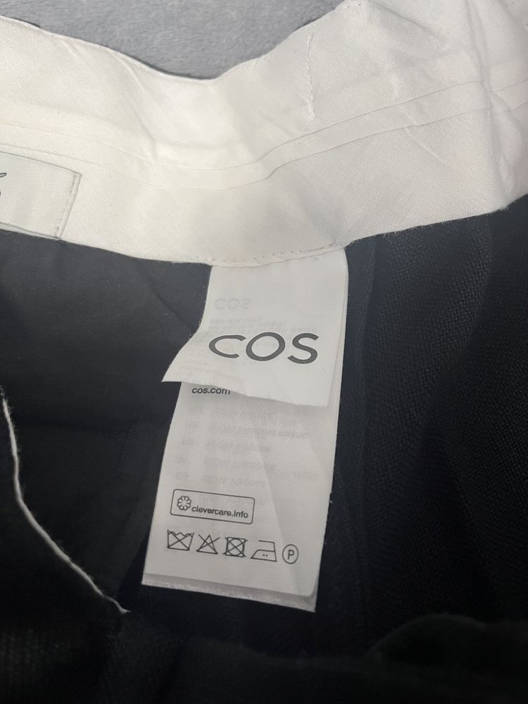 Шорти лляні cos