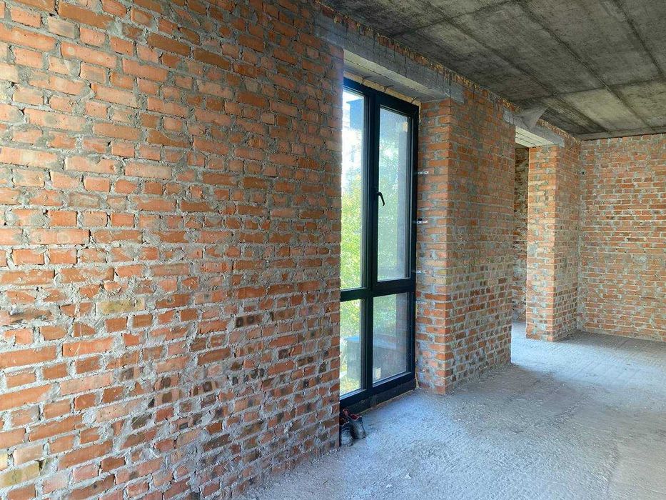 Продаж квартири вул. Над Ставом 158 400$