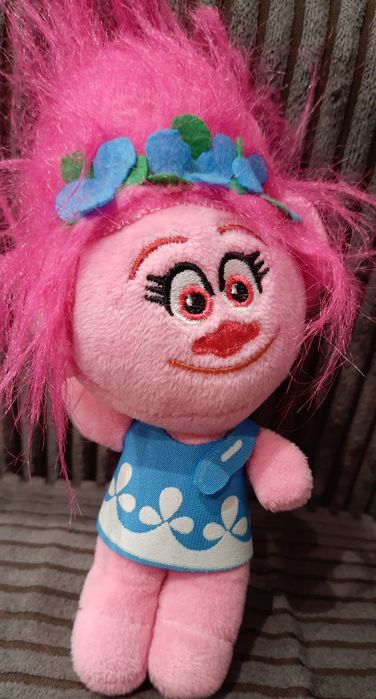 Trolle, Trolls. Maskotka POPPY. Plus gratis