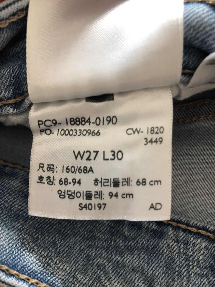 Levis’s 712 Slim W27 L30