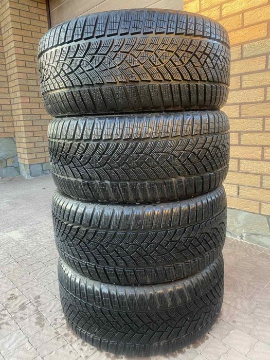 Шини 245.35.20 нові