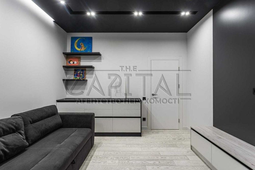 Продаж сучасна квартира 4-кімнати  вул. Лаврська 6 3 СПАЛЬНІ ЦЕНТР