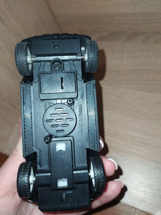 Машинка, моделька