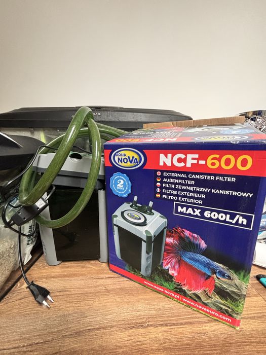 Akwarium z pokrywa 60 l