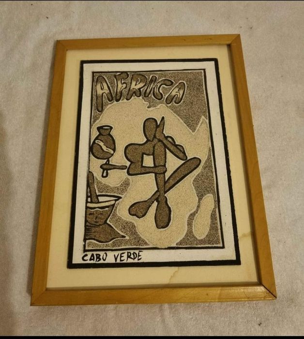 Quadro Africano em Moldura de Madeira