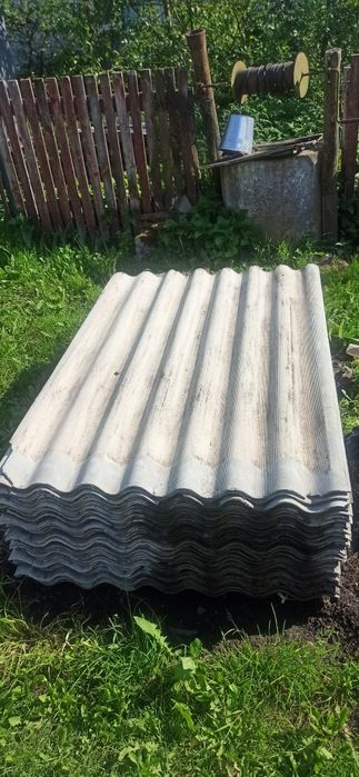 Продам шифер б/у шестиволновый 50 листов
