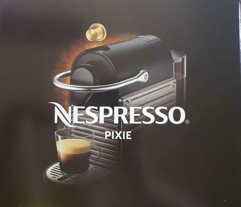 Máquina de café Nespresso nova