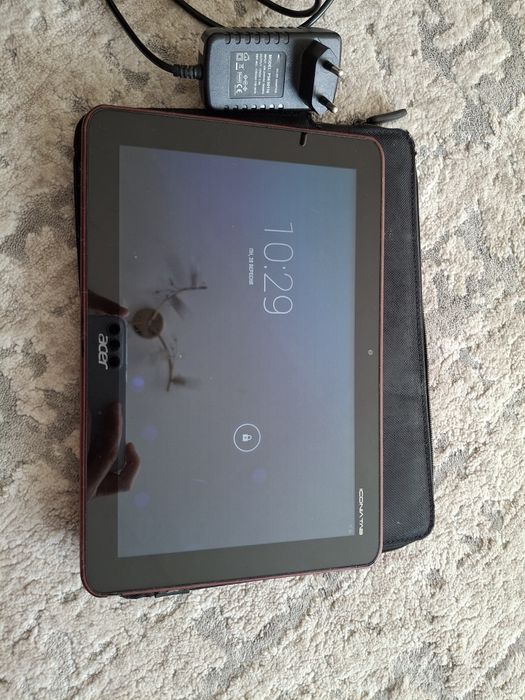 Планшет       acer