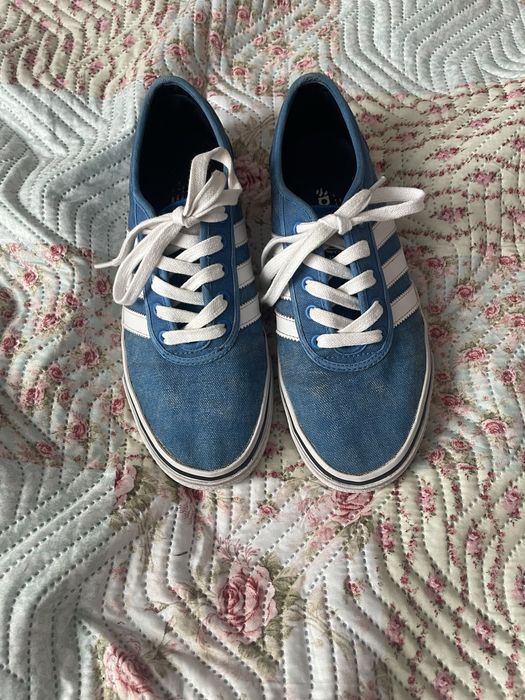 кросівки Adidas 40розмір