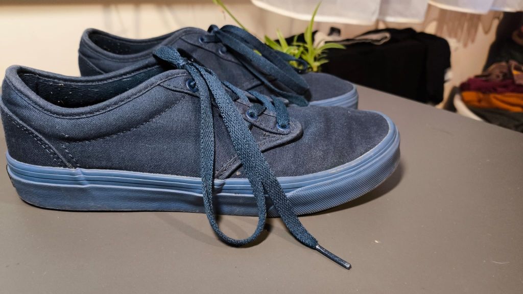 Tenisówki Vans granatowe