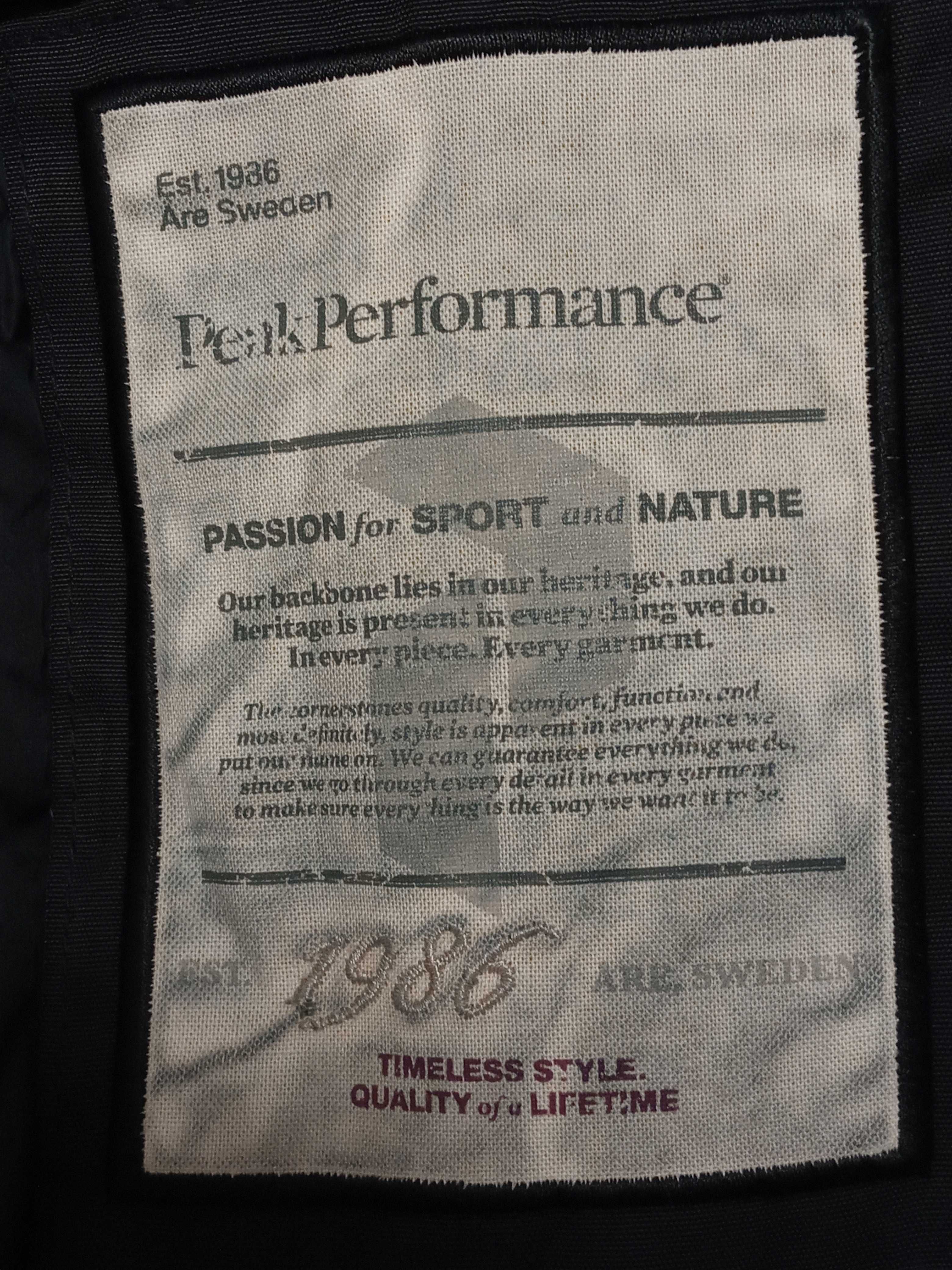 пуховик Peak Performance S размер пух peak performance outdoor