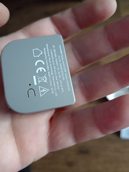 SwitchBot Relay Switch 2PM – умный релейный переключатель,