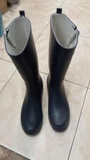 Продам резиновые женские сапоги Mountain Warehouse