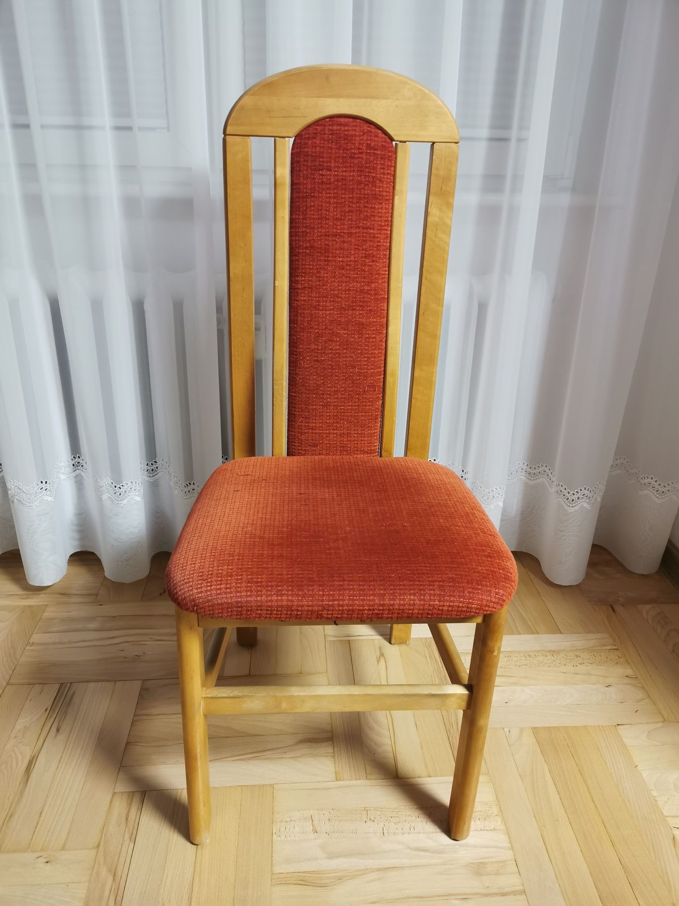 Krzesło dostępnych 6 sztuk