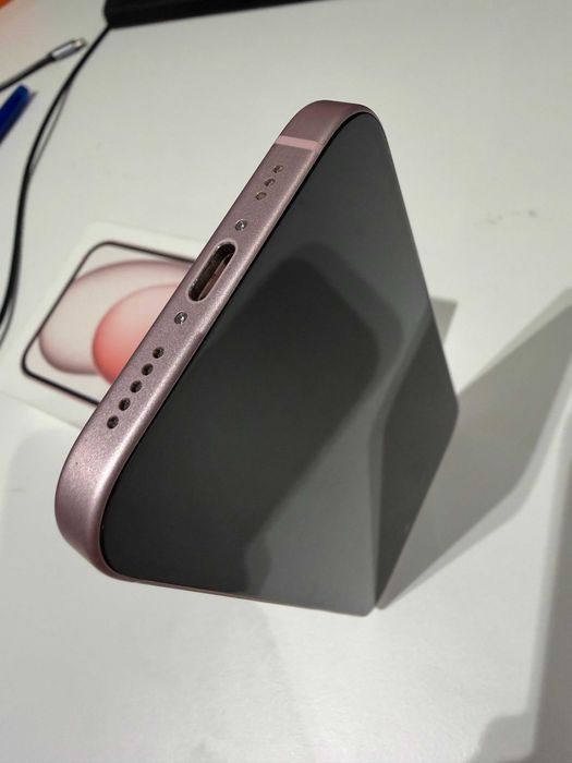 Iphone 15 128gb Różowy - super stan