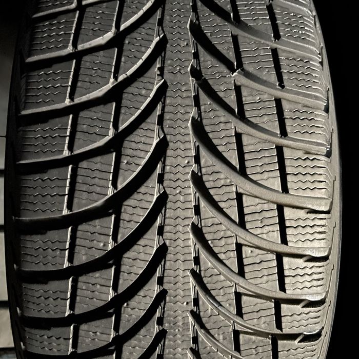 Шини 225/60/17 - 4шт Michelin Latitude Alpin LA2 зима