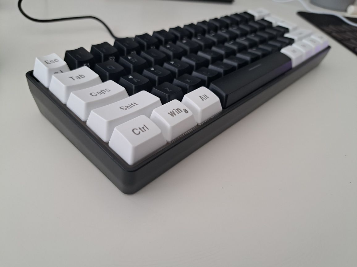 Teclado Gaming NANA V7000Wr Rgb Membrana Português Branco