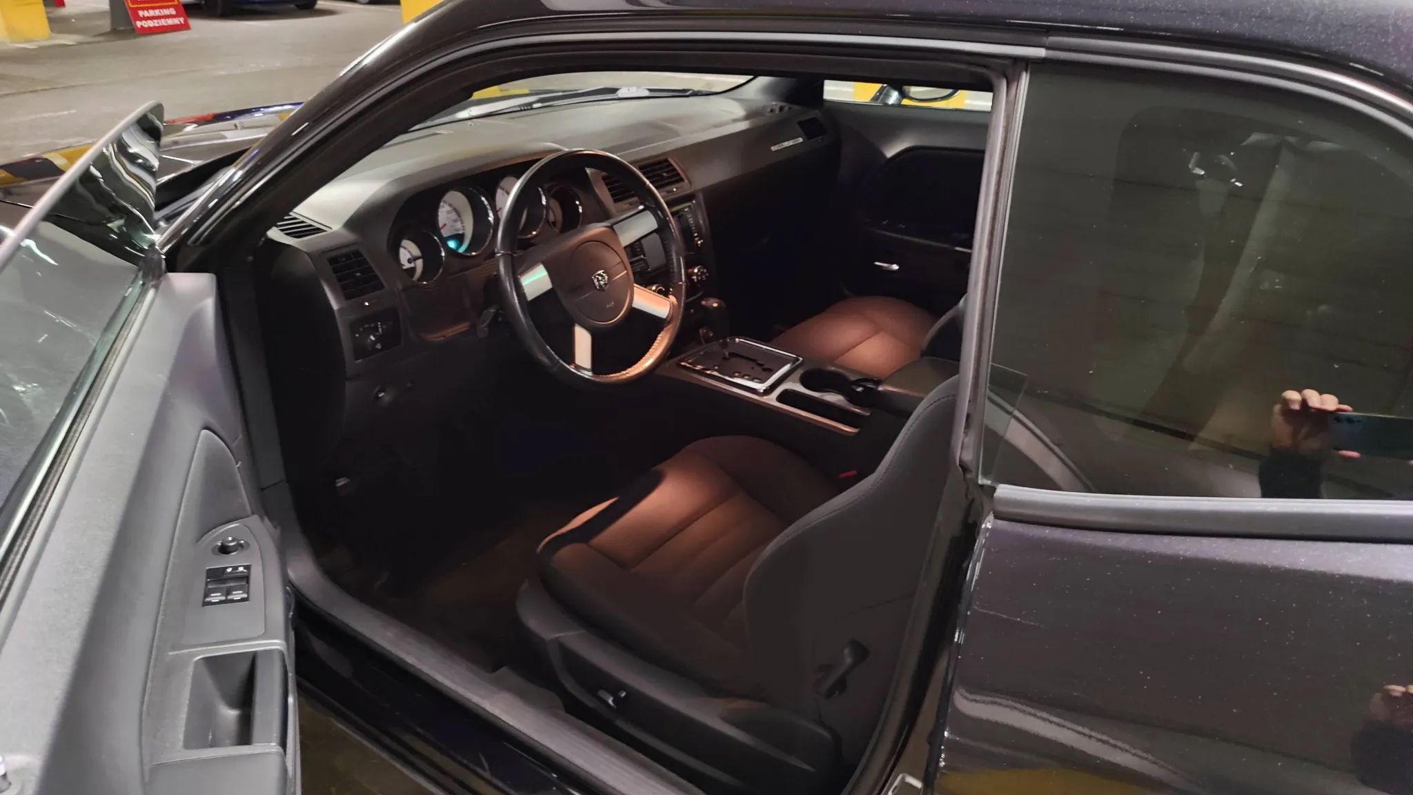 Dodge Challenger Dodge Challenger 5.7 R/T + GAZ