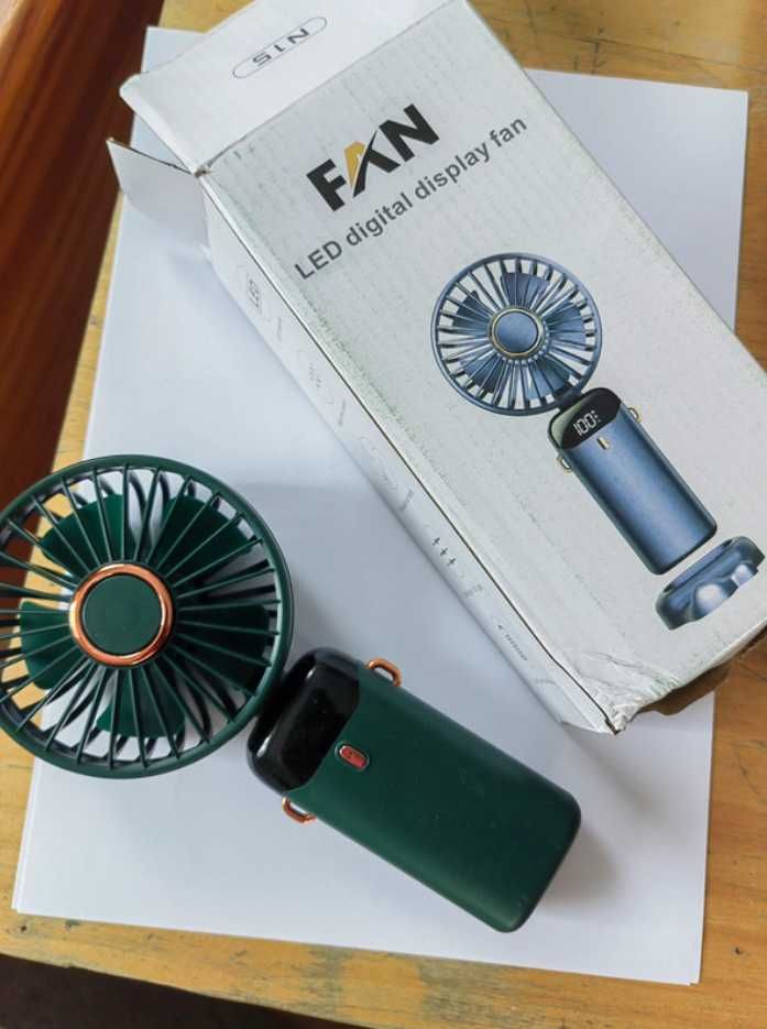 Mini wiatrak ręczny USB-C mini składany zielony
