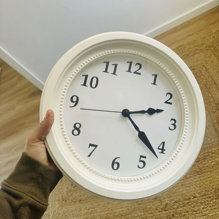 Relógio branco de parede IKEA