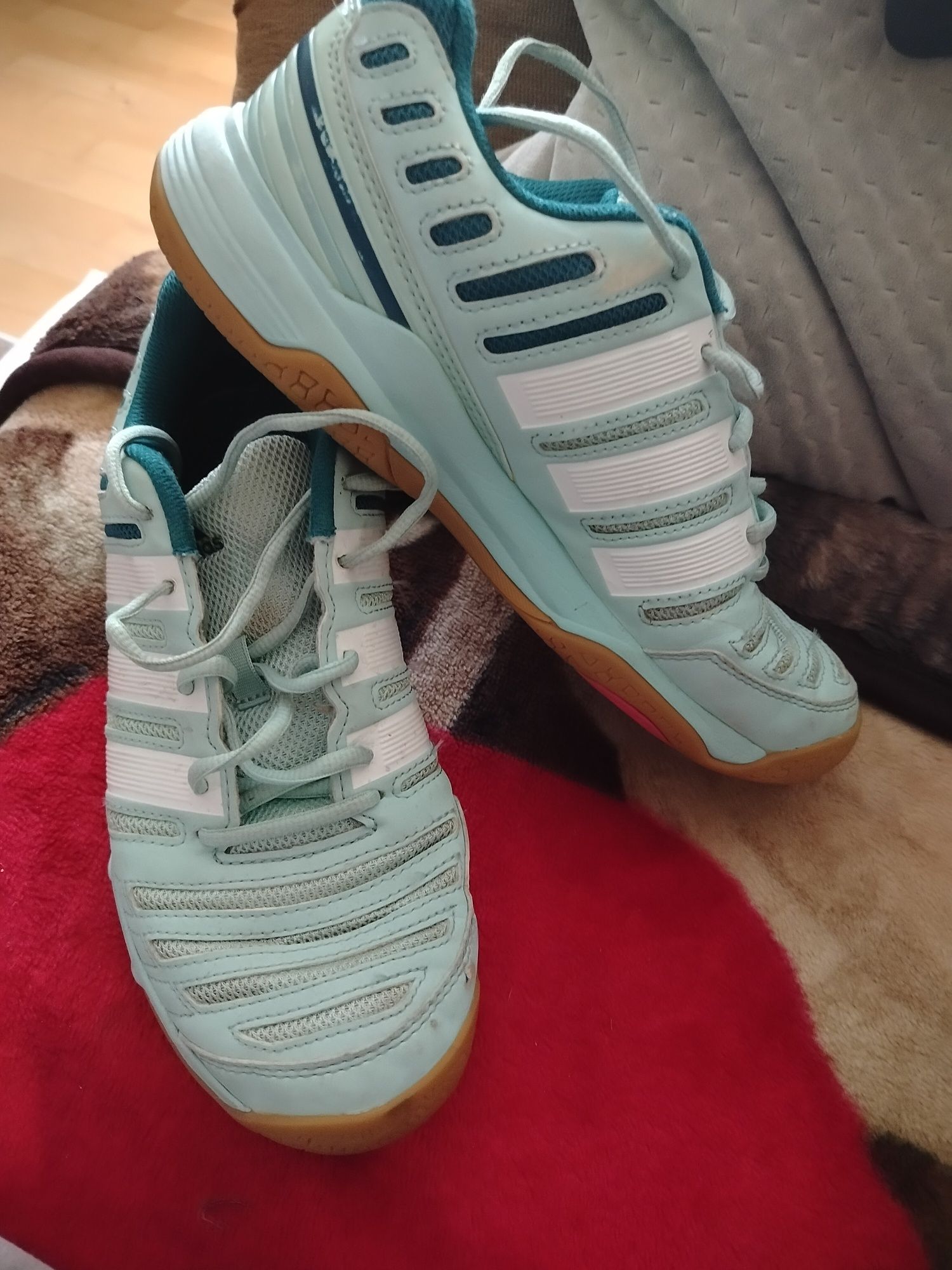 Adidas Court Stabil 11