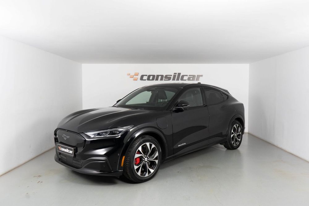 Ford Mustang Mach-E Standard AWD