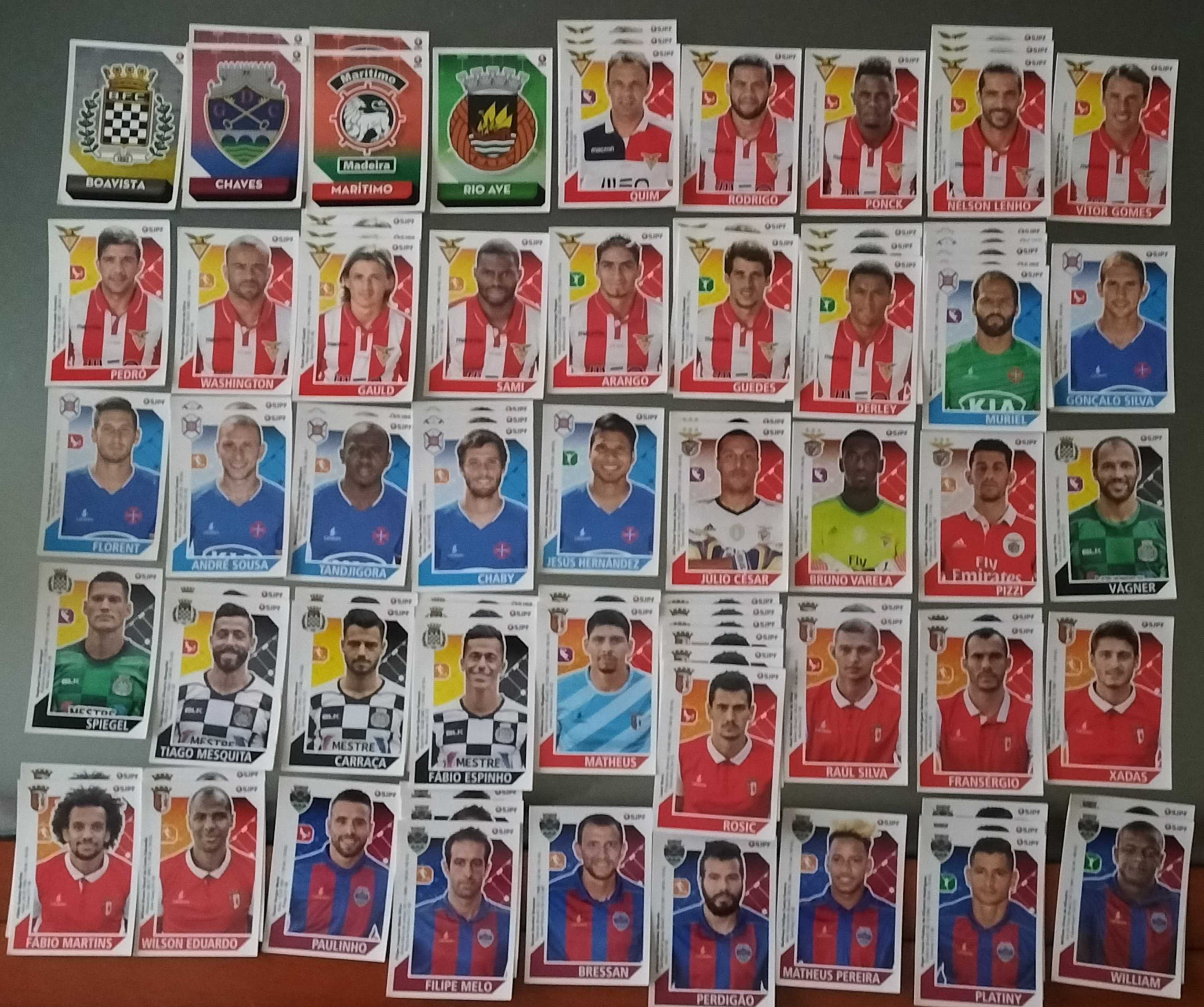 Lote de Cromos "Futebol 2017/2018" (lista na última foto)