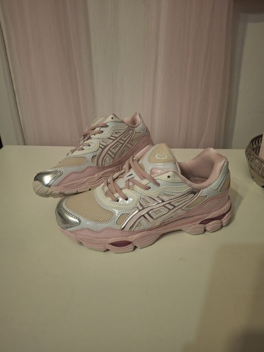 Buty sportowe damskie asics gel