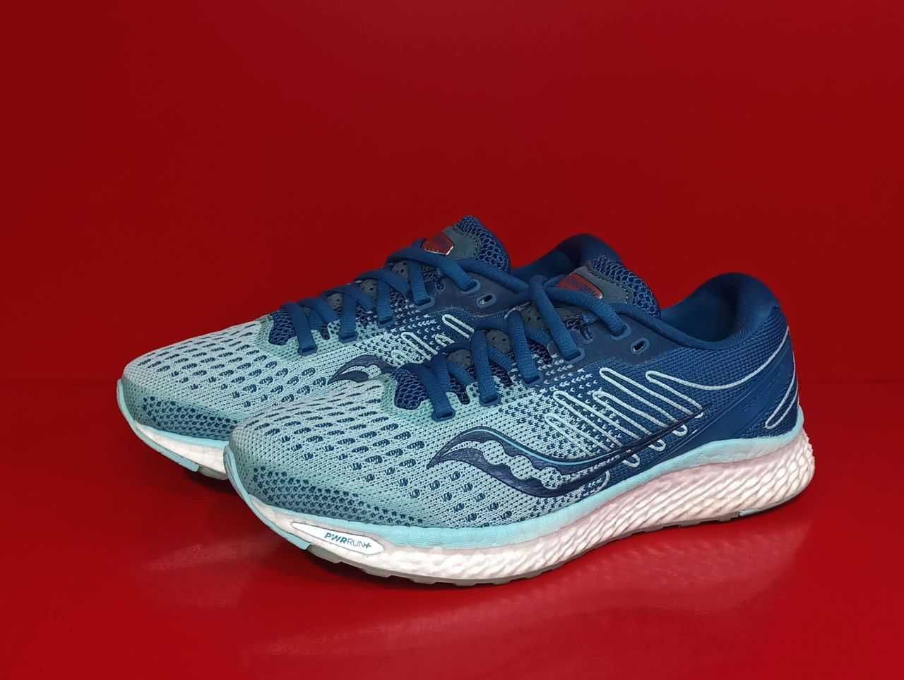 Беговые женские кроссовки Saucony Freedom 3 Оригинал