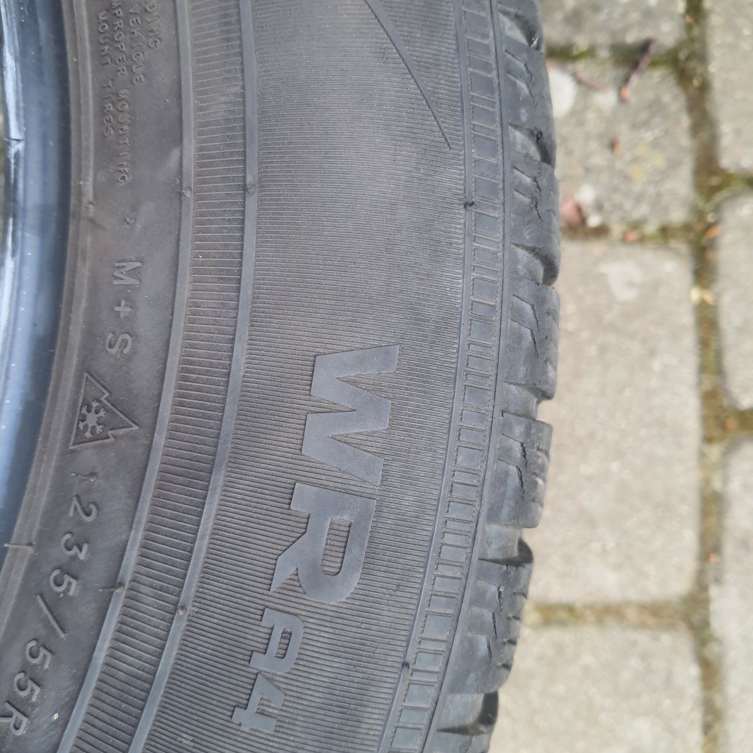 Opona Nokian WR A4 235/55/17 6.3mm 18.r