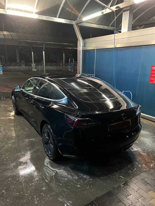 Tesla Model 3 | 500км  | Електромобіль | Оренда або робота в таксі