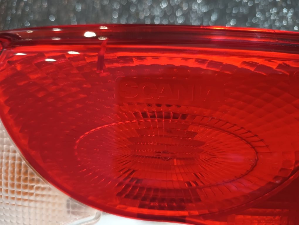 Lampa tylna lewa prawa nowa 100% oryginał Scania R z sygnałem cofania