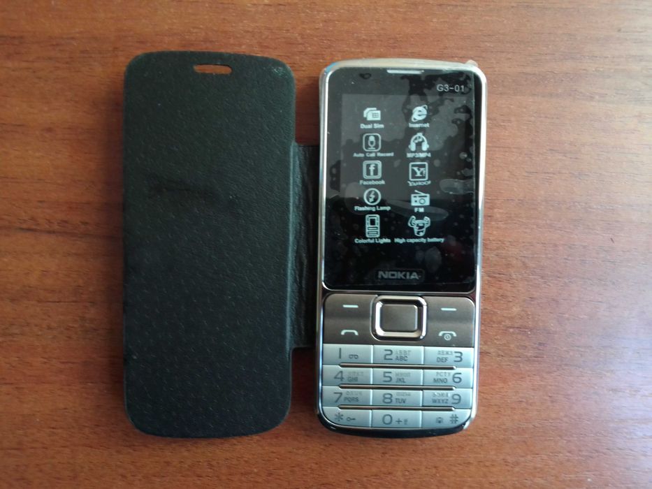 Мобильный телефон Nokia G3-01 (Gowin