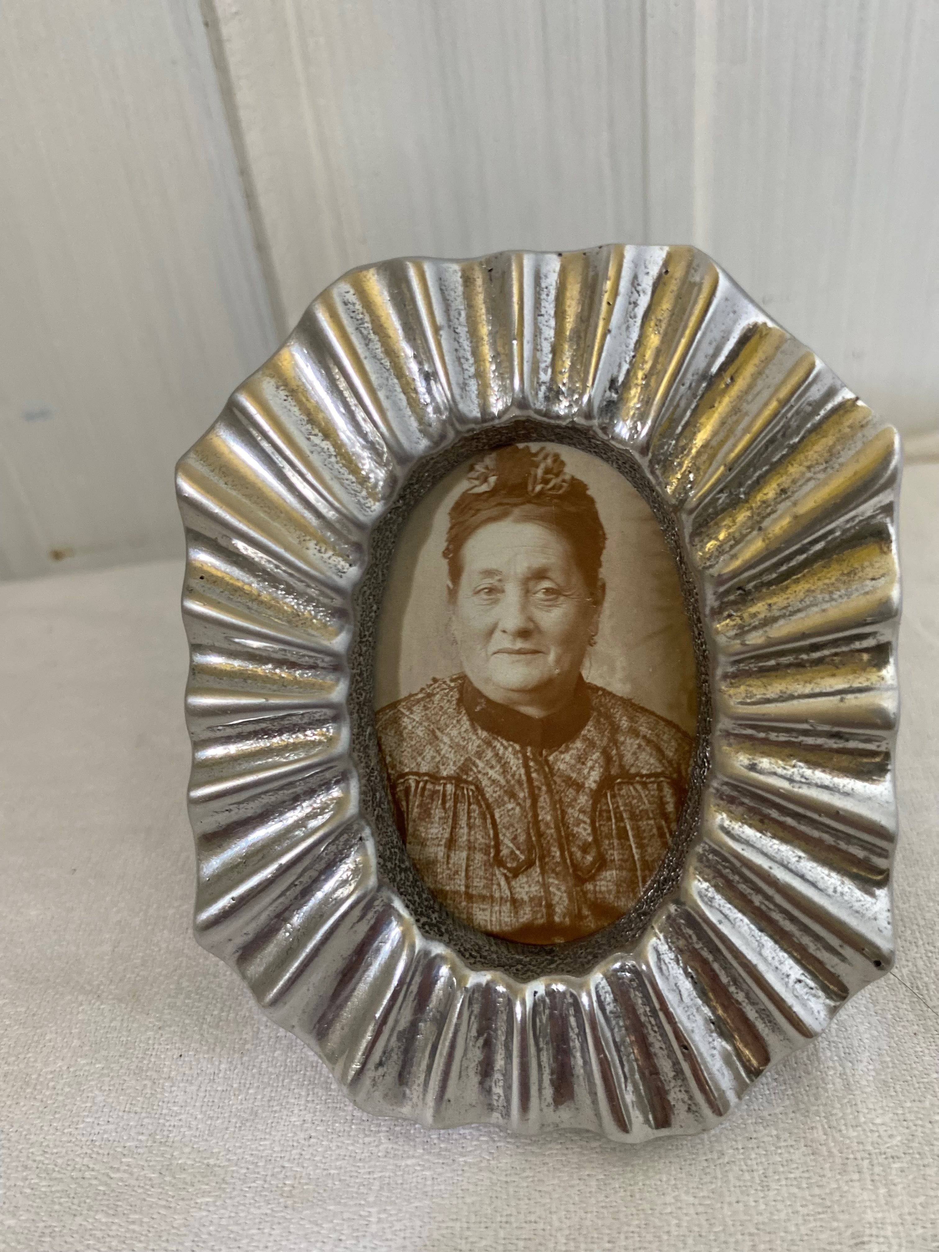 Moldura miniatura antiga