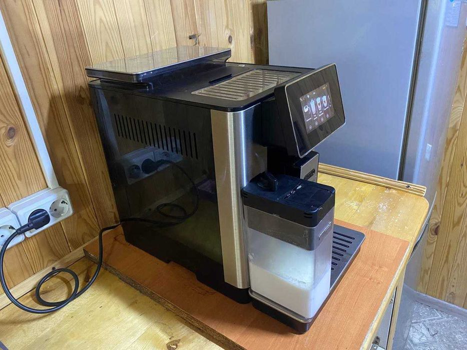 Кавомашина Delonghi PrimaDonna Soul ECAM