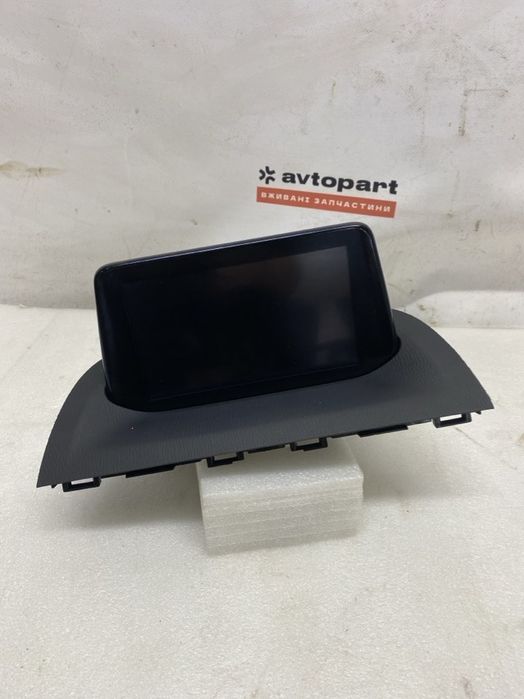 Екран мультимедіа Mazda 3 мазда 3. BN рест