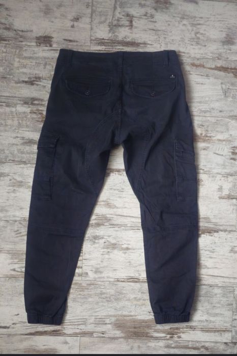 Джоггеры Jack and Jones.