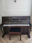 Pianino Yamaha M1 S, taboret gratis