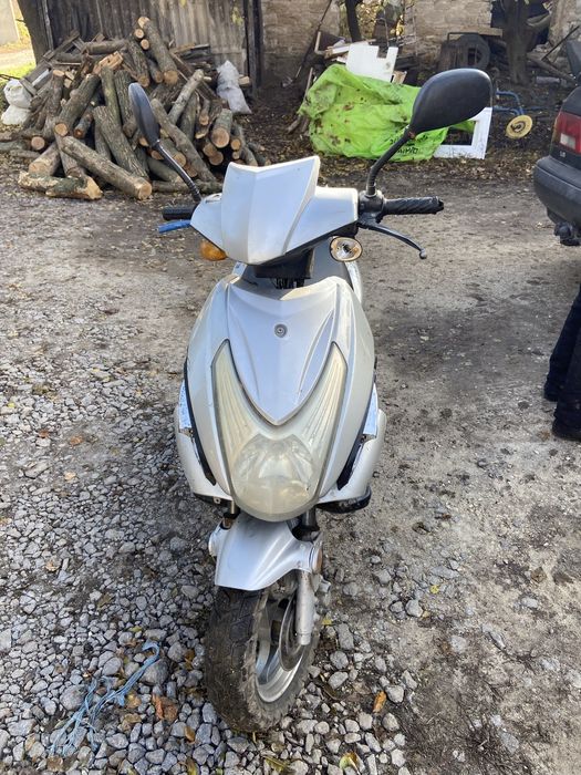 Продам мопед 80 кубів
