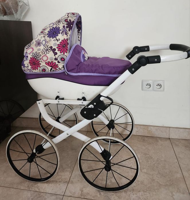 Wózek dla lalek jak prawdziwy