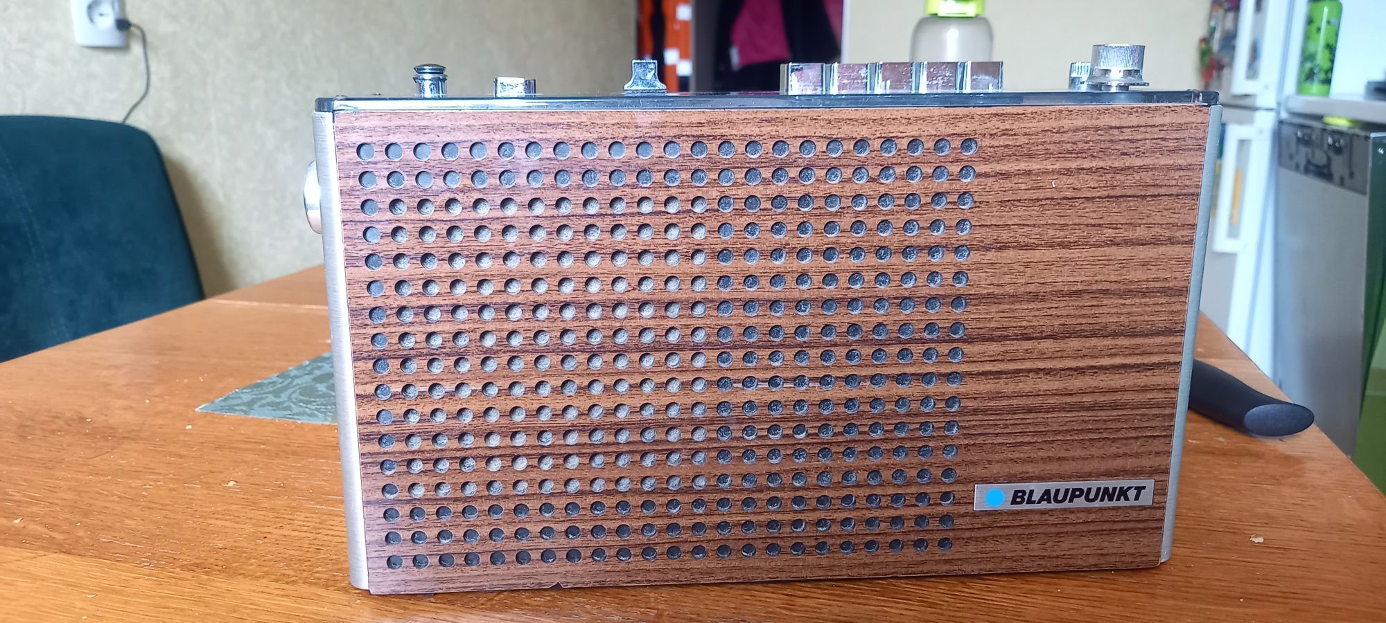 Продам радіоприймач BLAUPUNKT DERBY 7 652 450