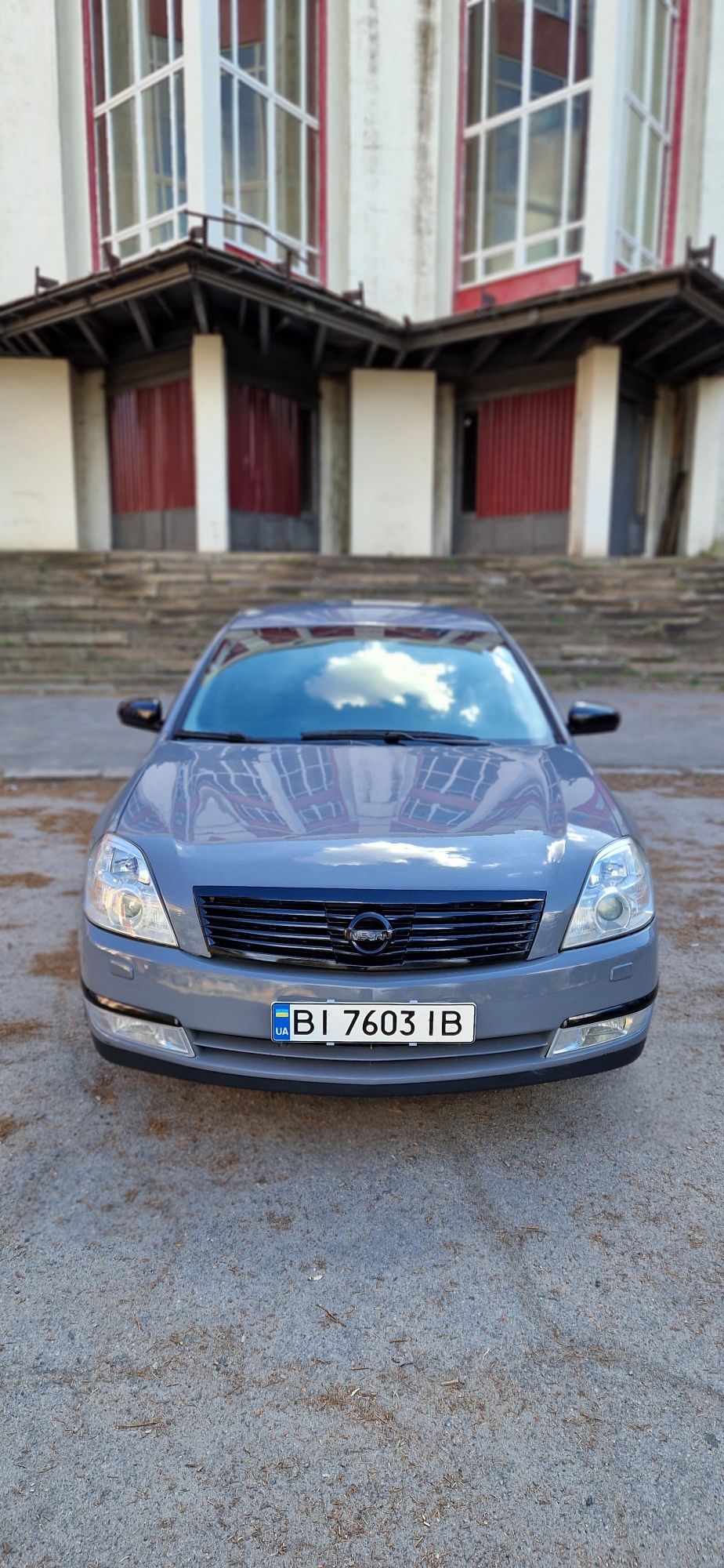 Nissan Teana J31