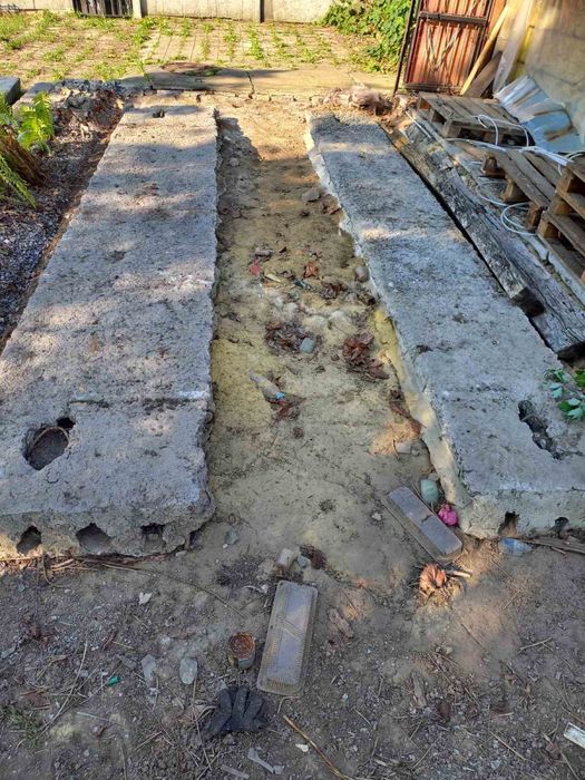 Продам плити бетонні