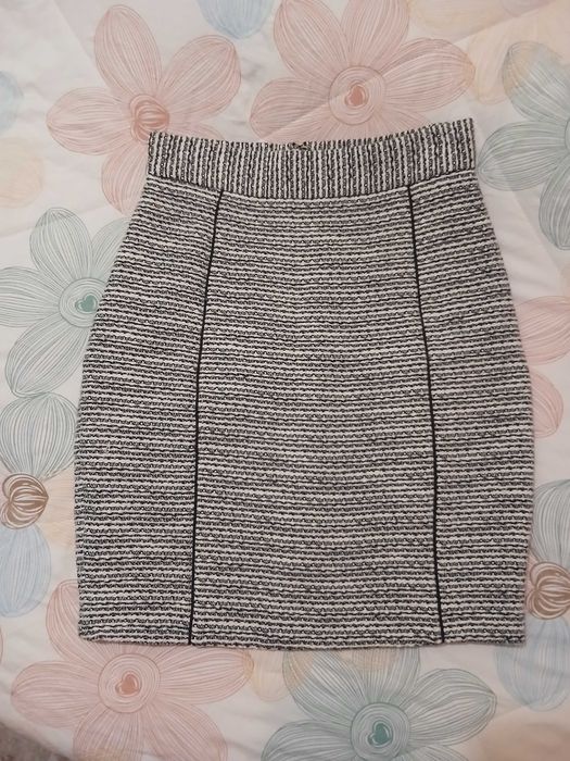 Тепленька Спідниця H&M в ідеальному стані