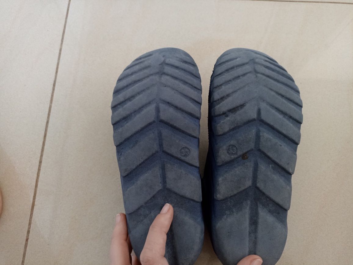 Buty crocs dla chłopca rozmiar 33